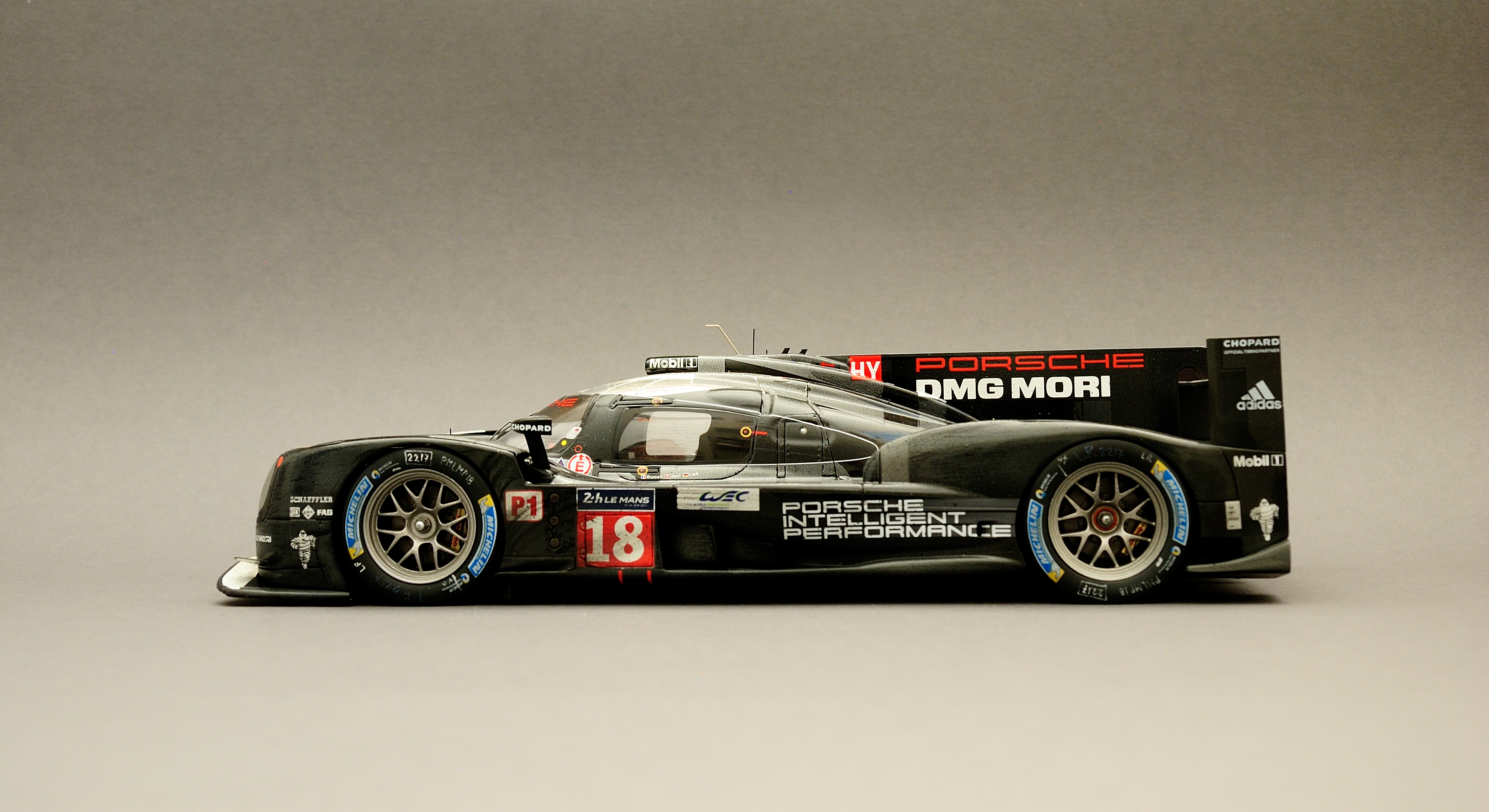 porsche 919 hybrid #18 5th 24h le mans 2015 spark 1:18 finish line jochen kieslich
