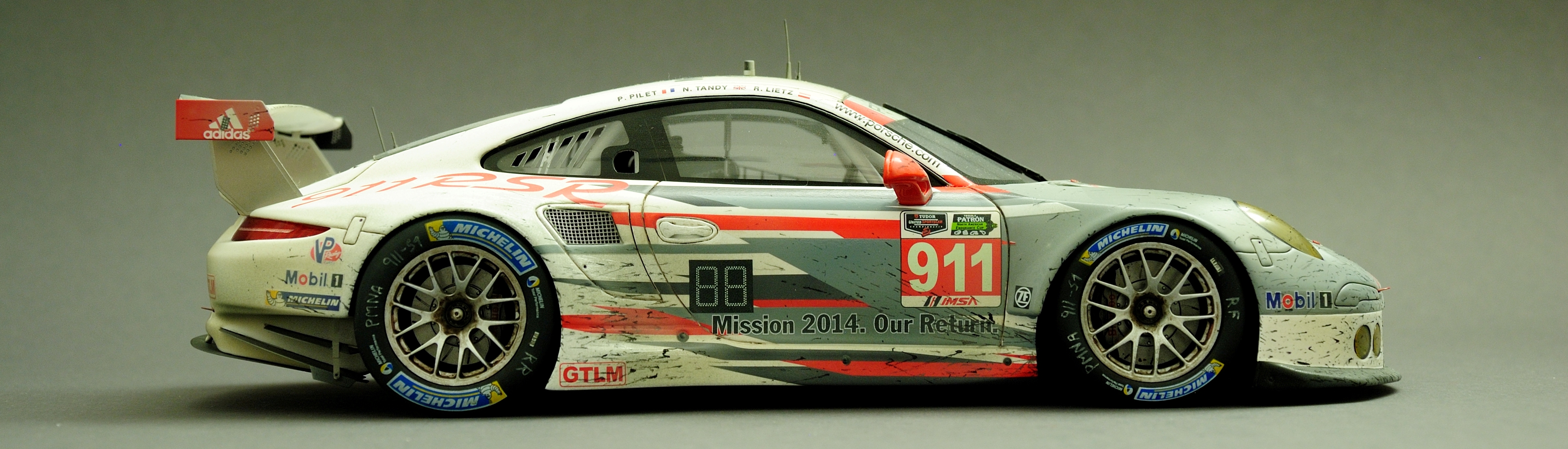 Spark Porsche 991 911 RSR Daytona 2014 winner GTLM class Lietz Tandy Pilet